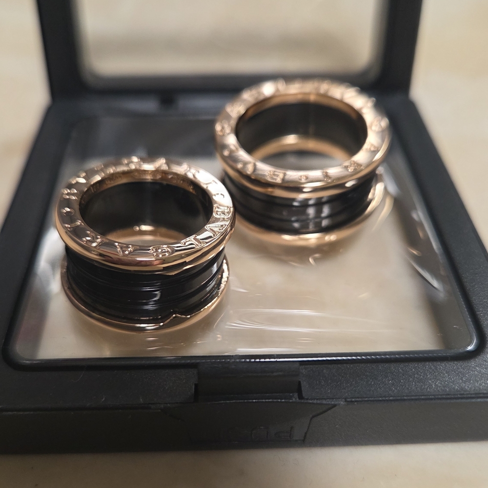 Elegant Black and Gold Couple's Ring Set Sizes 10 and 5